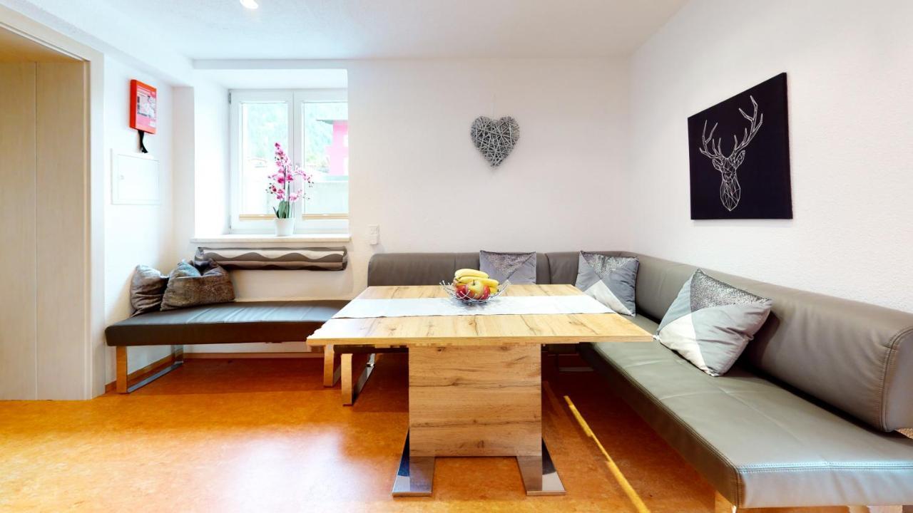 Haus Isabella Apartments - Оец Екстериор снимка